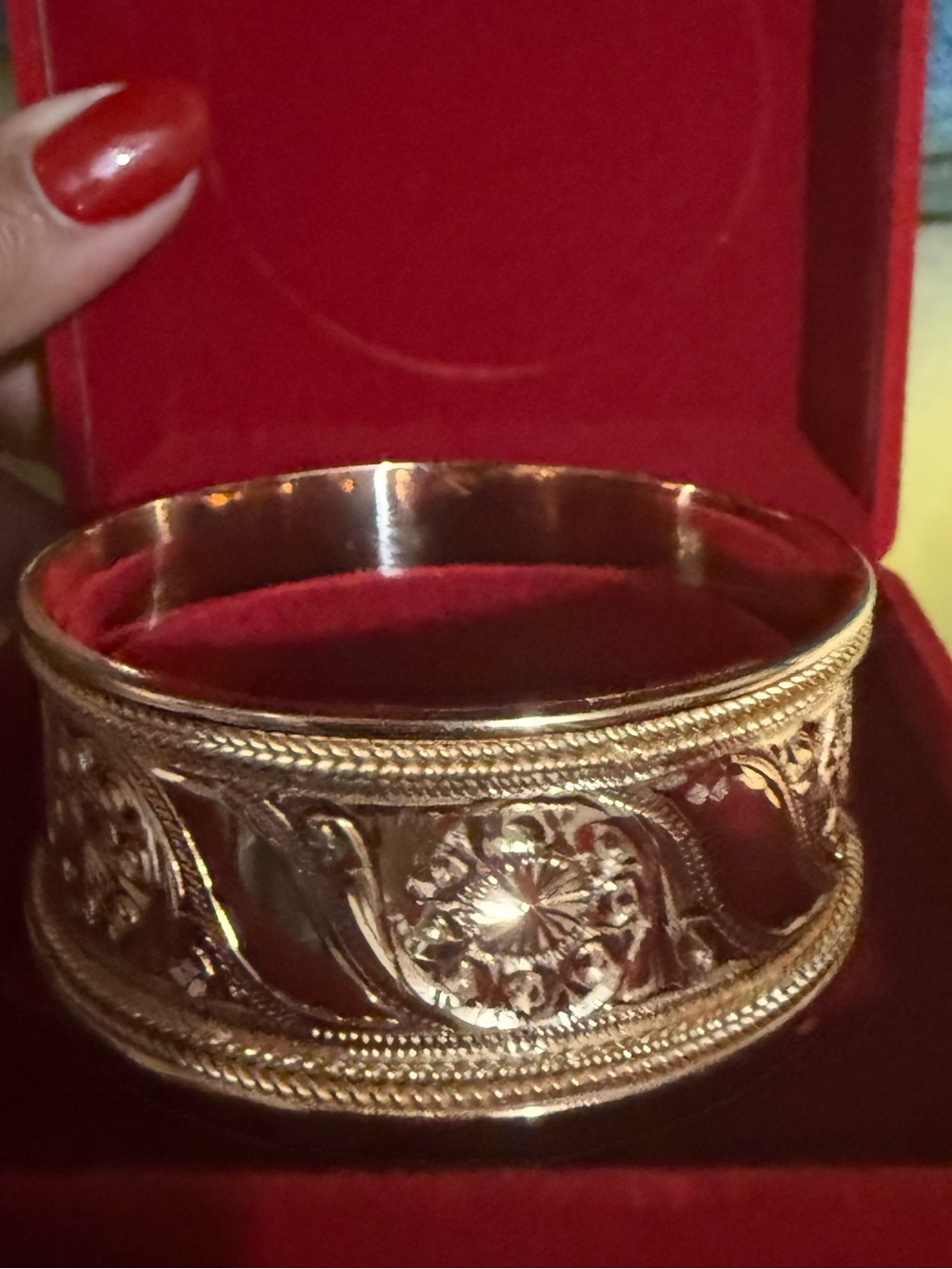 Elegant traditional Moroccan 18k pure gold Women's Bangle Bangle